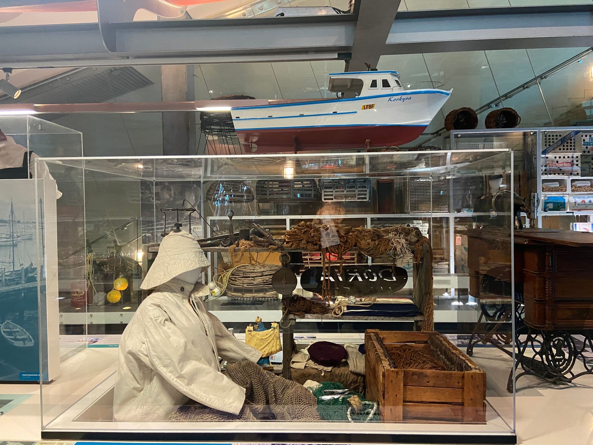 Fishing showcase